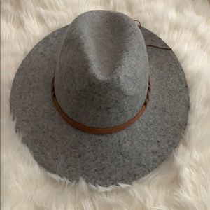 Floppy brim Wool Hat